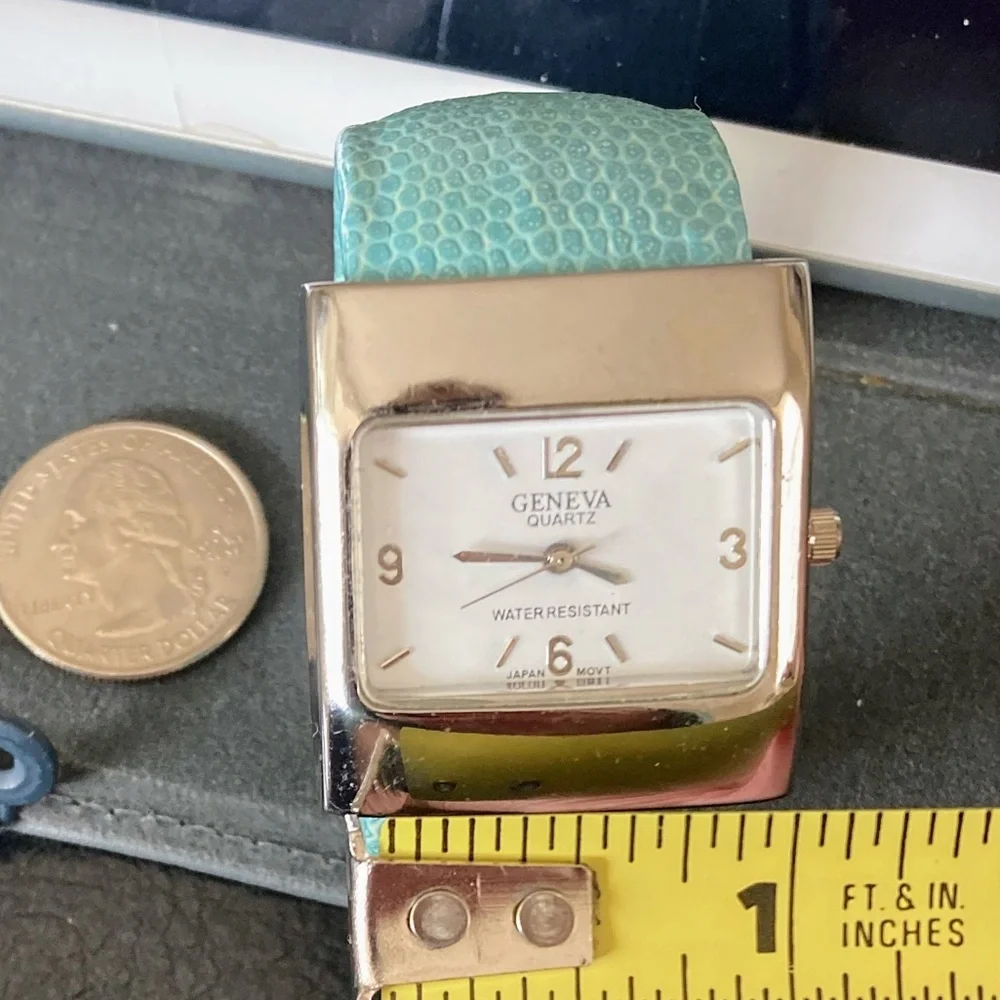 Geneva quartz cuff